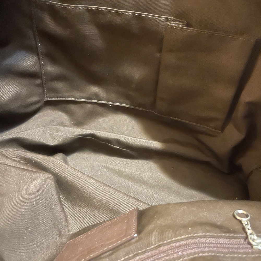 Purse - Picture 4 of 9